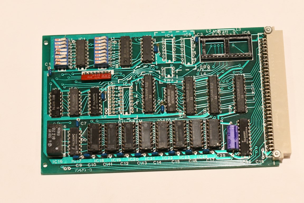 component side of the CU_DRAM board, photo from Alan Bain